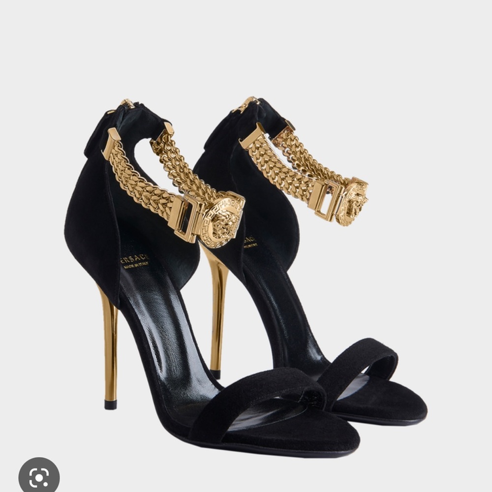 Medusa Chain Heels. Versace Stiletto. Black & Gold.